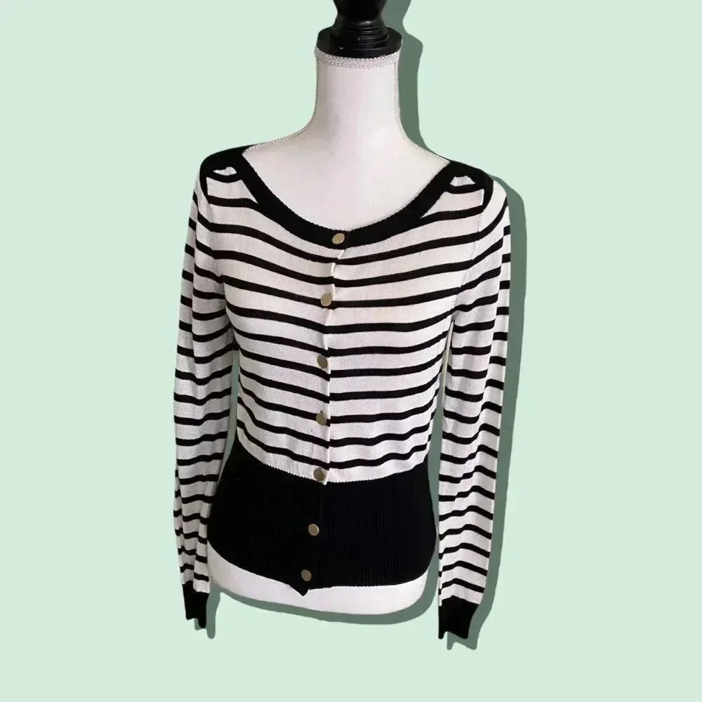 NWT Worthington black and white sweater with gold tone buttons